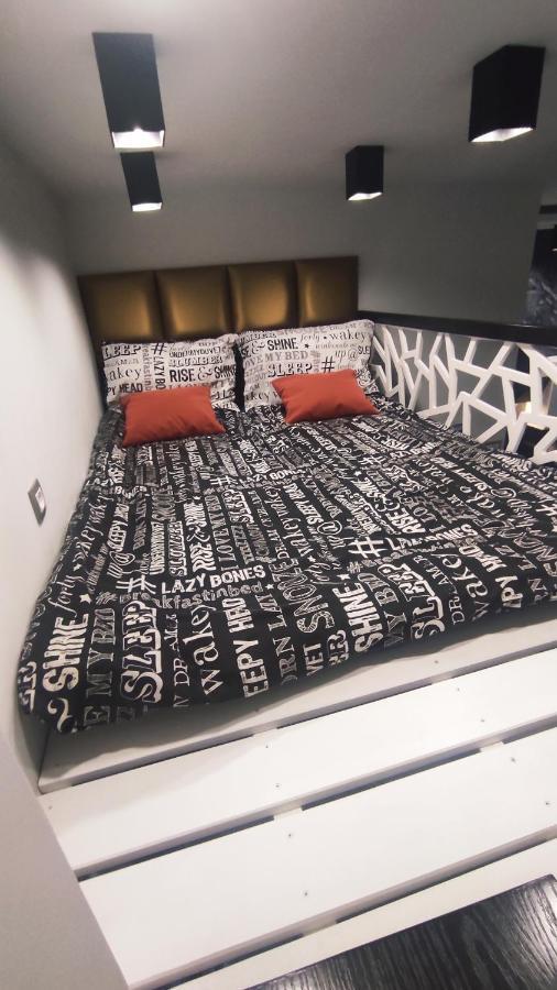 Apartament W Stylu Loft Jelenia Góra Extérieur photo